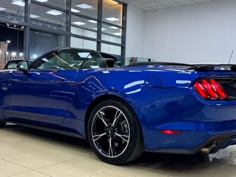 2017 Ford Mustang GT California Special Blue-Black Coupe GCC Specs Automatic