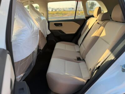 2026 Toyota RAV4 XLE 2.0 Litres 4 Cylinders Petrol Engine White Beige SUV GCC Specs