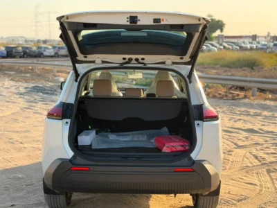 2026 Toyota RAV4 XLE 2.0 Litres 4 Cylinders Petrol Engine White Beige SUV GCC Specs