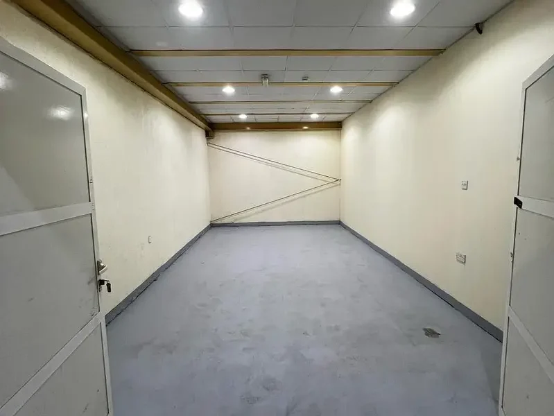 405 GROUND FLOOR WAREHOUSE