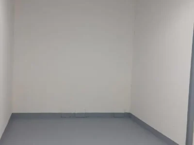 COMPACT AND EFFICIENT STORAGE UNIT AVAILABLE FOR STORAGE PURPOSES IN AL QUOZ 3