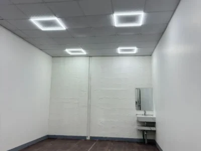 SPACIOUS AND WELL KEPT STORAGE UNIT WITH A WASHBASIN AVAILABLE IN AL QUOZ 1