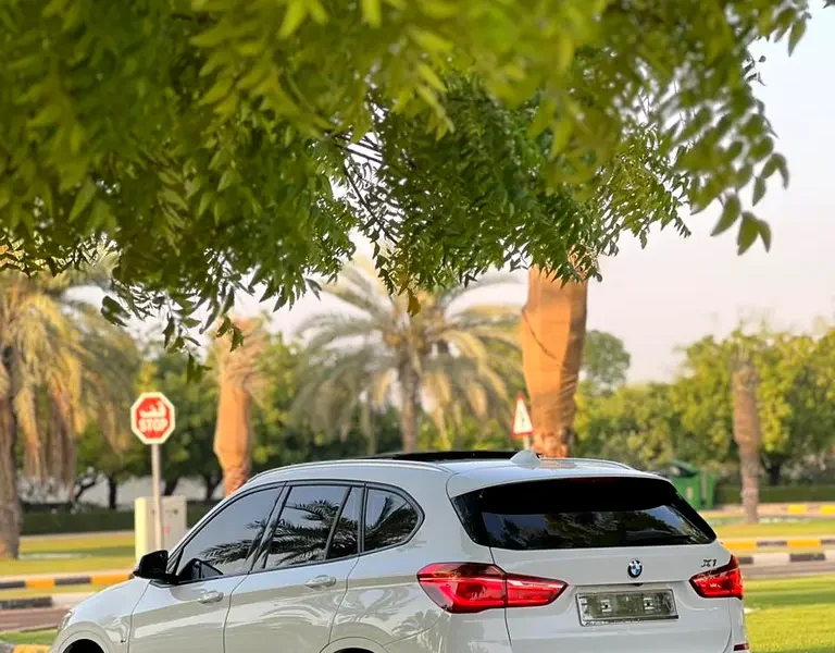 2018 BMW X1 4 Cylinders Petrol Engine White Brown Excellent Condition Small SUV GCC Specs