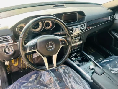 2015 Mercedes Benz E300 6 Cylinders Petrol Engine Silver Black Sedan Automatic