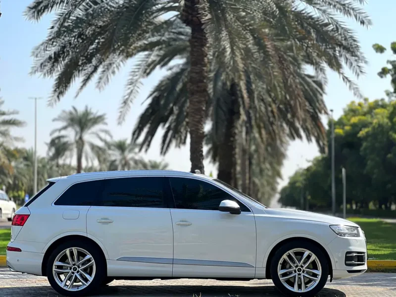 2016 Audi Q7 45 TFSI 6 Cylinders Petrol Engine White Brown SUV GCC Specs Pristine Condition