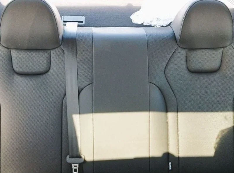 2025 Hyundai Elantra COMFORT 1.5 Litres 4 Cylinders Petrol Engine White Grey Sedan
