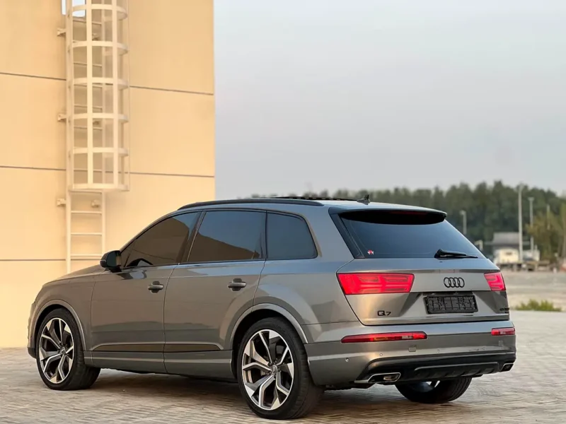 2016 Audi Q7 45 TFSI 6 Cylinders Petrol Engine Grey Brown SUV GCC Specs Automatic