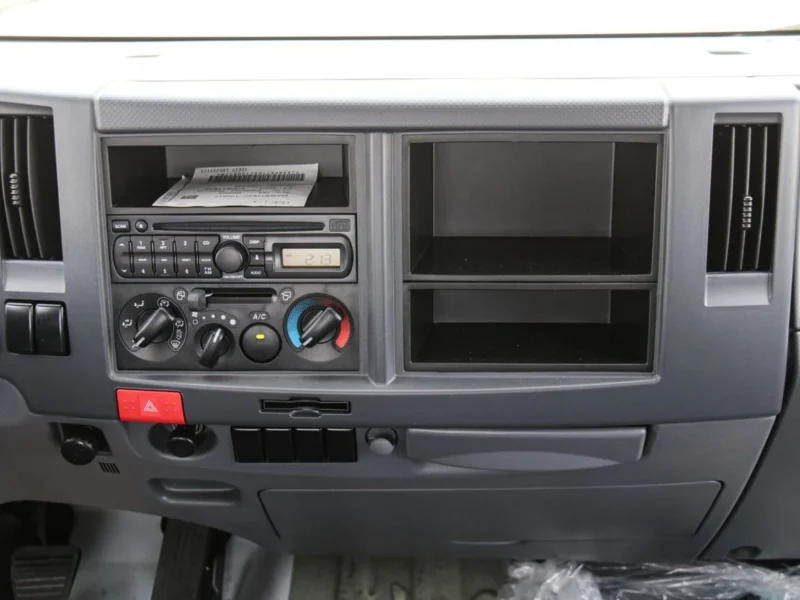 2025 ISUZU NPR 71 LONG 5.6L 6 Cylinders DIESEL Engine White Grey Truck Manual