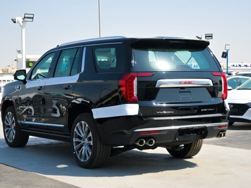 2025 GMC Yukon Denali 6.2 Litres V8 Petrol Engine Black Beige SUV GCC Specs AWD