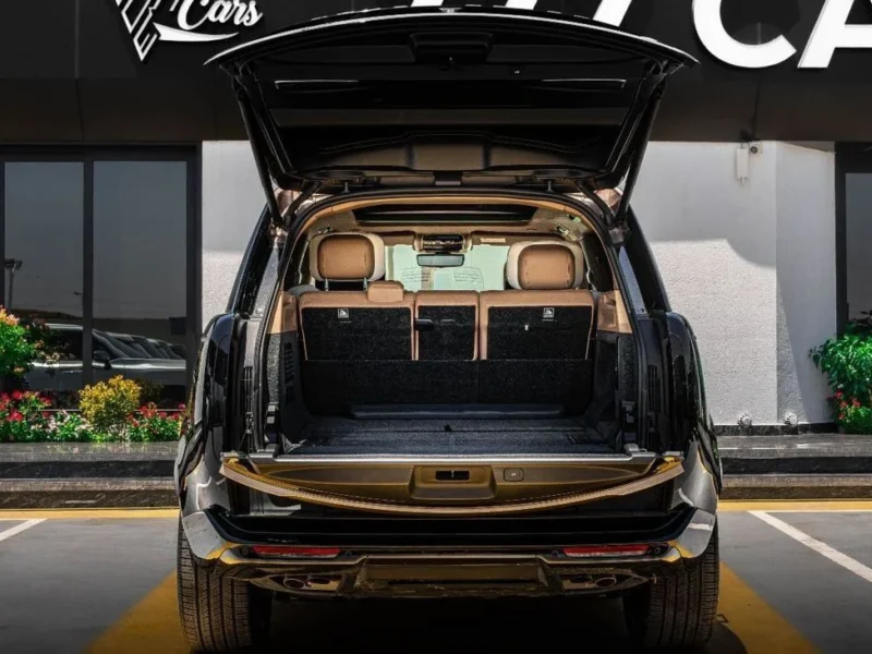2025 Land Rover Range Rover VOGUE SV P615 SWB 4.4L Twin-Turbo V8 Black Tan SUV GCC Specs