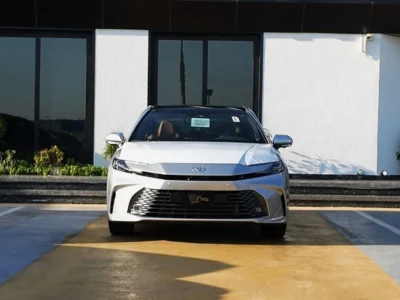 2026 Toyota Camry Lumiere 2.5 Litres Inline 4-Cylinder Hybrid Engine Silver Tan Sedan GCC
