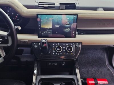 2023 Rover Defender 90 X-DYNAMIC HSE P400 3.0L Cylinders Petrol Engine White Beige SUV