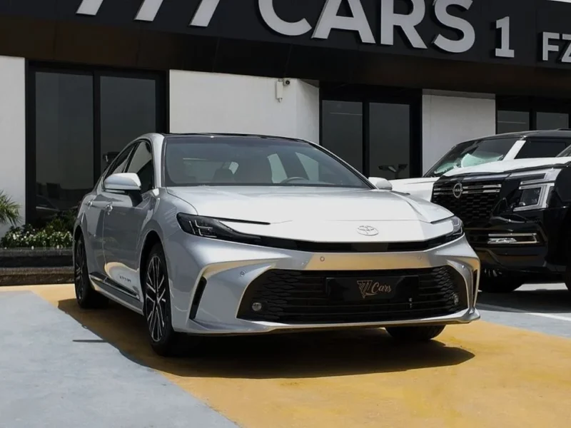 2026 Toyota Camry LE 2.5 Litres 4-Cylinder Petrol Engine Silver Beige Sedan GCC Specs