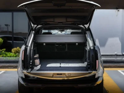 2025 Land Rover Range Rover SV P615 SWB 4.4L Twin-Turbo V8 Grey Black SUV GCC Specs