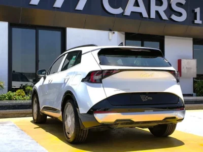 2026 Kia Sportage 2.0 Litres MPI Petrol Inline 4-cylinder Engine White Tan SUV GCC Specs