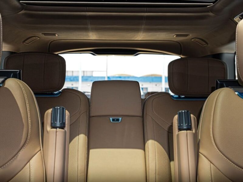 2026 Land Rover RANGE ROVER AUTOBIOGRAPHY P530 4.4 L Twin-Turbo V8 Black Tan SUV