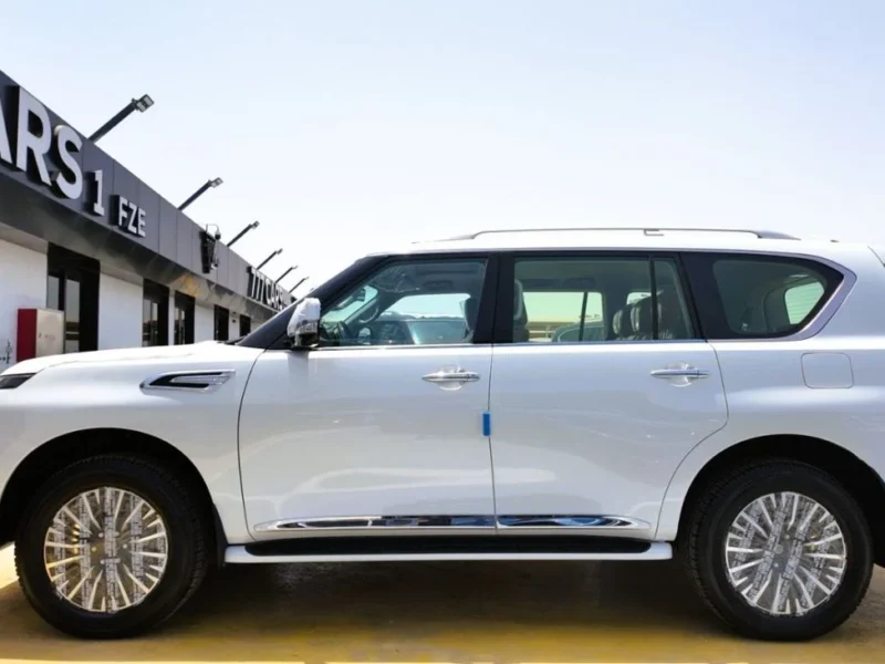 2024 Nissan Patrol SE Platinum City 4.0 Litres V6 Petrol Engine White Tan SUV GCC Specs