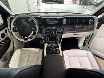 2025 Rolls Royce Cullinan Black Badge 6.8 Litres 12 Cylinders Petrol Engine White SUV