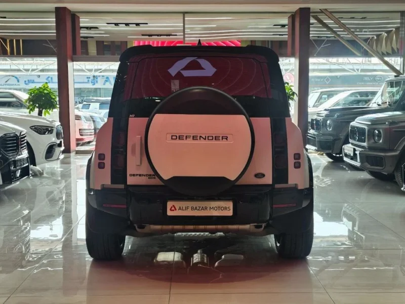 2023 Rover Defender 90 X-DYNAMIC HSE P400 3.0L Cylinders Petrol Engine White Beige SUV