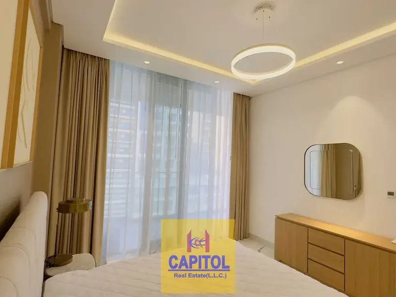 DIRECT FROM LANDLORD Newly Furnished | Large Layout | Vacant | Bright Stylish Flat | Prime Location