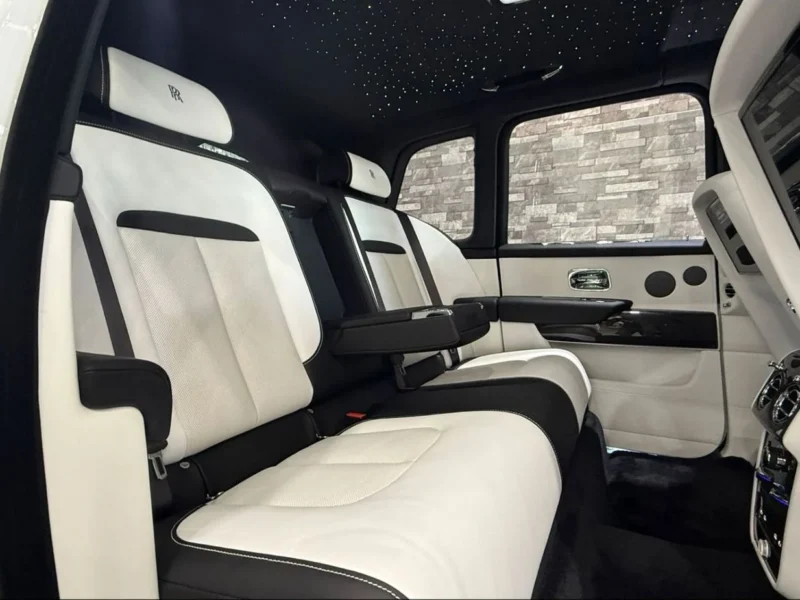 2025 Rolls Royce Cullinan Black Badge 6.8 Litres 12 Cylinders Petrol Engine White SUV