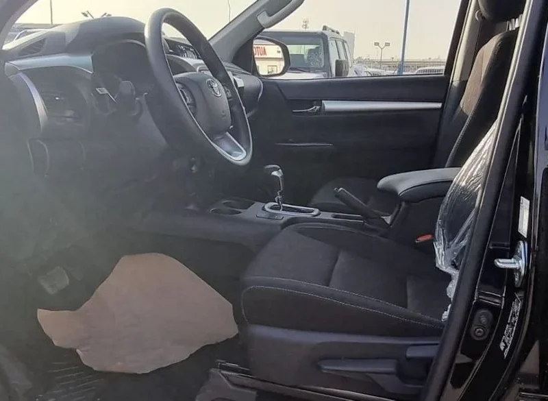2025 TOYOTA HILUX GLX FULL OPTION 2.4L 4X4 DIESEL 4 Cylinders Black Pickup Truck
