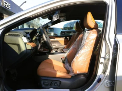 2026 Toyota Camry Lumiere 2.5 Litres Inline 4-Cylinder Hybrid Engine Silver Tan Sedan GCC