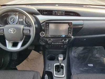 2025 TOYOTA HILUX GLX FULL OPTION 2.4L 4X4 DIESEL 4 Cylinders Black Pickup Truck