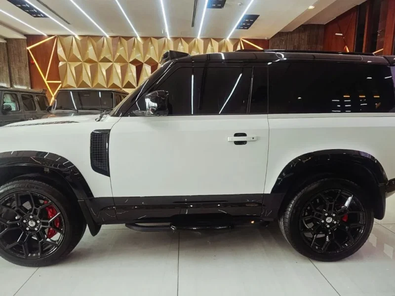 2023 Rover Defender 90 X-DYNAMIC HSE P400 3.0L Cylinders Petrol Engine White Beige SUV