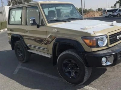 2022 Toyota Land Cruiser 70 4.0L 6 Cylinders Engine Beige Brown SUV GCC 70TH ANNIVERSARY