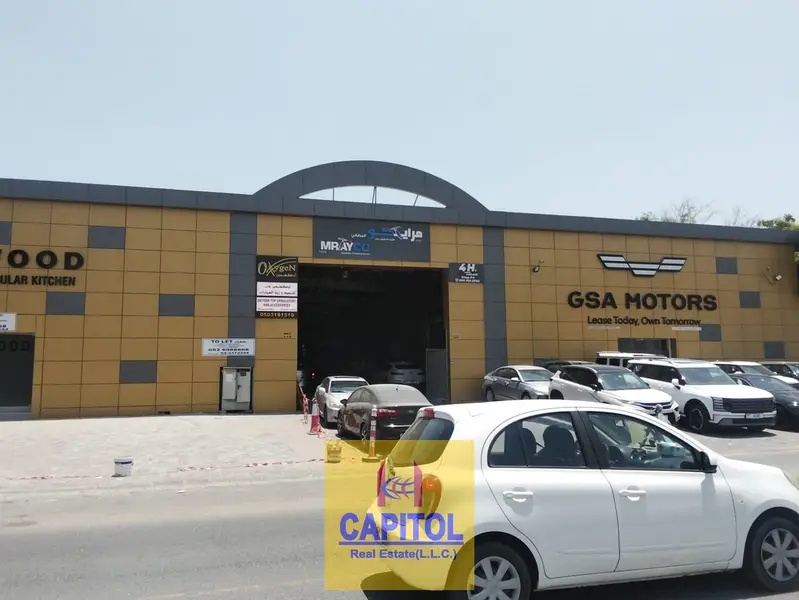 COMMERCIAL WAREHOUSE 4882 SQFT WITH OFFICE BUILT CAR REPAIR PURPOSE FOR RENT