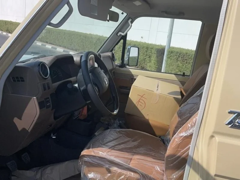 2022 Toyota Land Cruiser 70 4.0L 6 Cylinders Engine Beige Brown SUV GCC 70TH ANNIVERSARY
