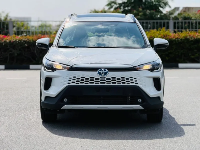 2025 Toyota Corolla Cross 1.8 Litres 4 Cylinders Hybrid Engine White Tan SUV GCC Specs