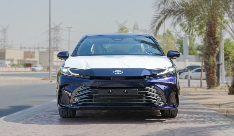 2026 Toyota Camry Lumiere 2.5 Litres 4-Cylinder Hybrid Petrol Engine Blue Tan Sedan