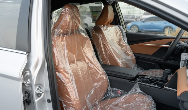 2026 Toyota Camry Lumiere 2.5 Litres 4-Cylinder Hybrid Petrol Engine Silver Tan Sedan