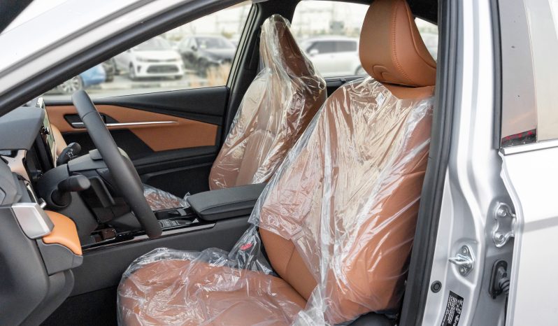 2026 Toyota Camry Lumiere 2.5 Litres 4-Cylinder Hybrid Petrol Engine Silver Tan Sedan