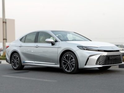 2026 Toyota Camry Lumiere 2.5 Litres 4-Cylinder Hybrid Petrol Engine Silver Tan Sedan