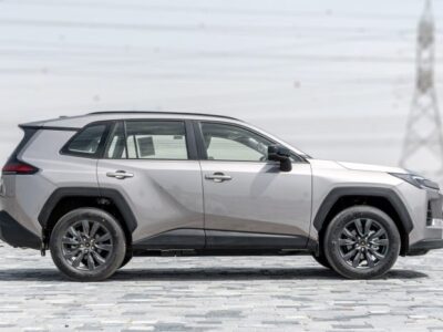 2026 Toyota Rav 4 XLE 2.0 Litres 4-Cylinder Petrol Engine Grey Beige SUV GCC Specs