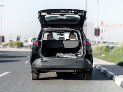 2026 Toyota Rav 4 XLE 2.5 Litres 4-Cylinder Hybrid Petrol Engine Black Beige SUV GCC Specs