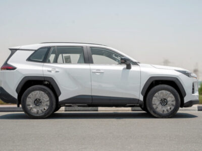 2026 Toyota Rav 4 XLE 2.5 Litres 4-Cylinder Hybrid Petrol Engine White Beige SUV GCC Specs