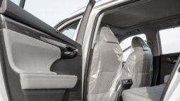 2026 Toyota Highlander Limited 2.5L 4-Cylinder Hybrid Engine White Grey SUV Automatic
