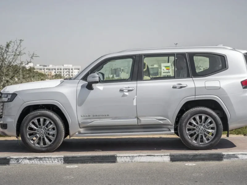 2026 Toyota Land Cruiser GXR 3.5 Litres V6 Petrol Engine Silver Beige SUV GCC Specs