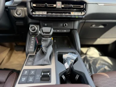2026 TOYOTA PRADO ADVENTURE 2.4 Litres 4 Cylinders Petrol Engine White Brown SUV GCC Specs