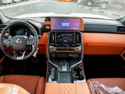 2026 Lexus LX700h VIP 3.5 Litres V6 Hybrid Petrol Engine White Orange SUV GCC Specs