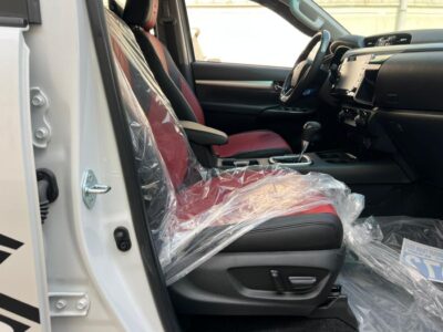 2026 TOYOTA HILUX GR-SPORTS 2.4L 4X4 DIESEL 4 Cylinders White Black Pickup Truck