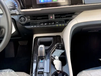 2026 Toyota Crown 2.5 Litres 4 Cylinders Hybrid Engine Blue Beige Sedan GCC Specs