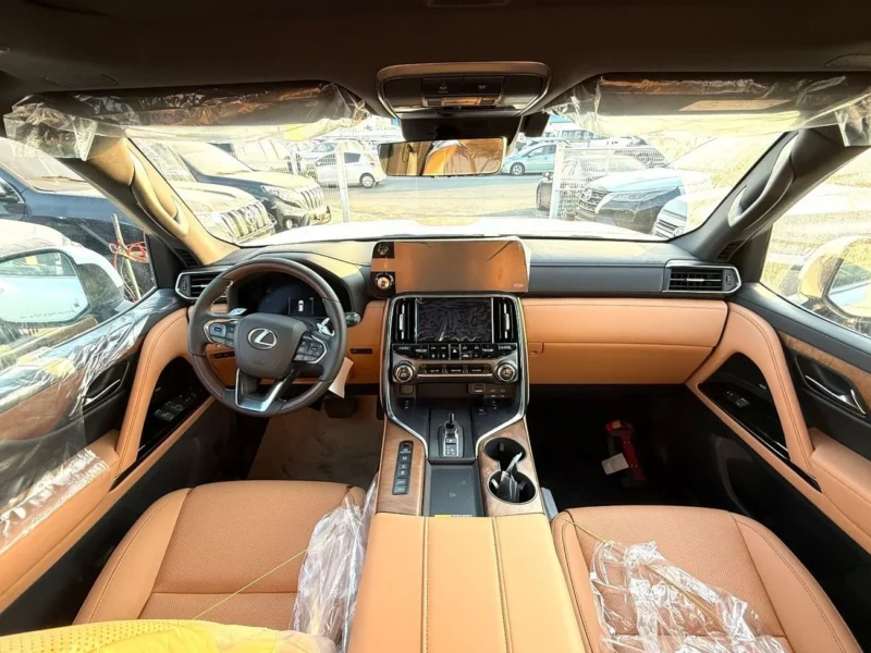 2026 LEXUS LX700H Signature 3.5 Litres Twin Turbo V6 Petrol Engine White Tan SUV GCC Specs