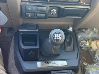 2022 Toyota Land Cruiser 70 4.0L 6 Cylinders Engine Beige Brown SUV GCC 70TH ANNIVERSARY