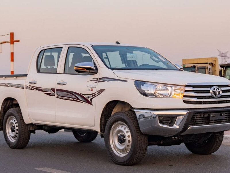 2026 Toyota Hilux GL2 2.4L 4-Cylinder Turbo Diesel Engine White Red Pickup Truck GCC