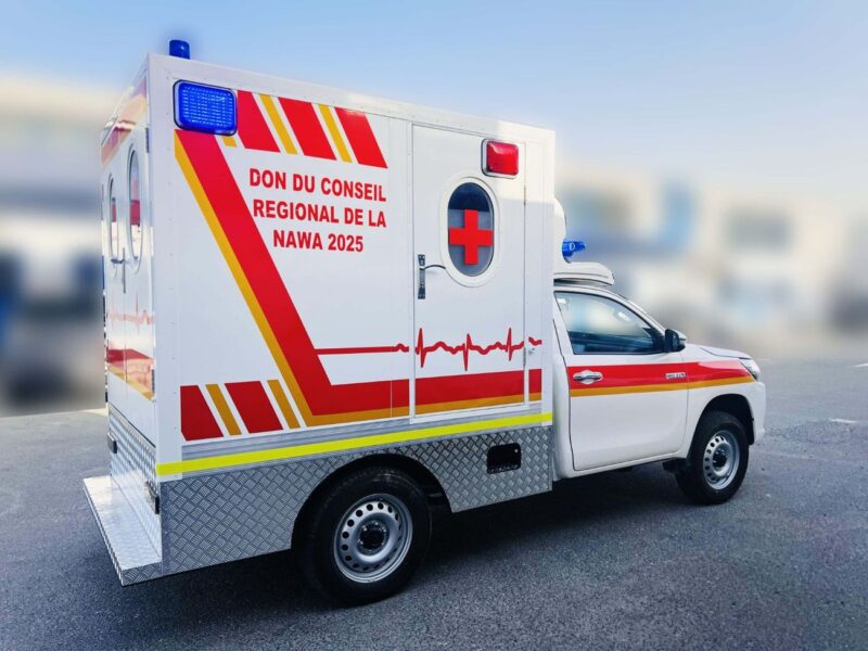 2026 Toyota Hilux 2.4L 4-Cylinder Turbocharged Diesel White Orange Ambulance GCC